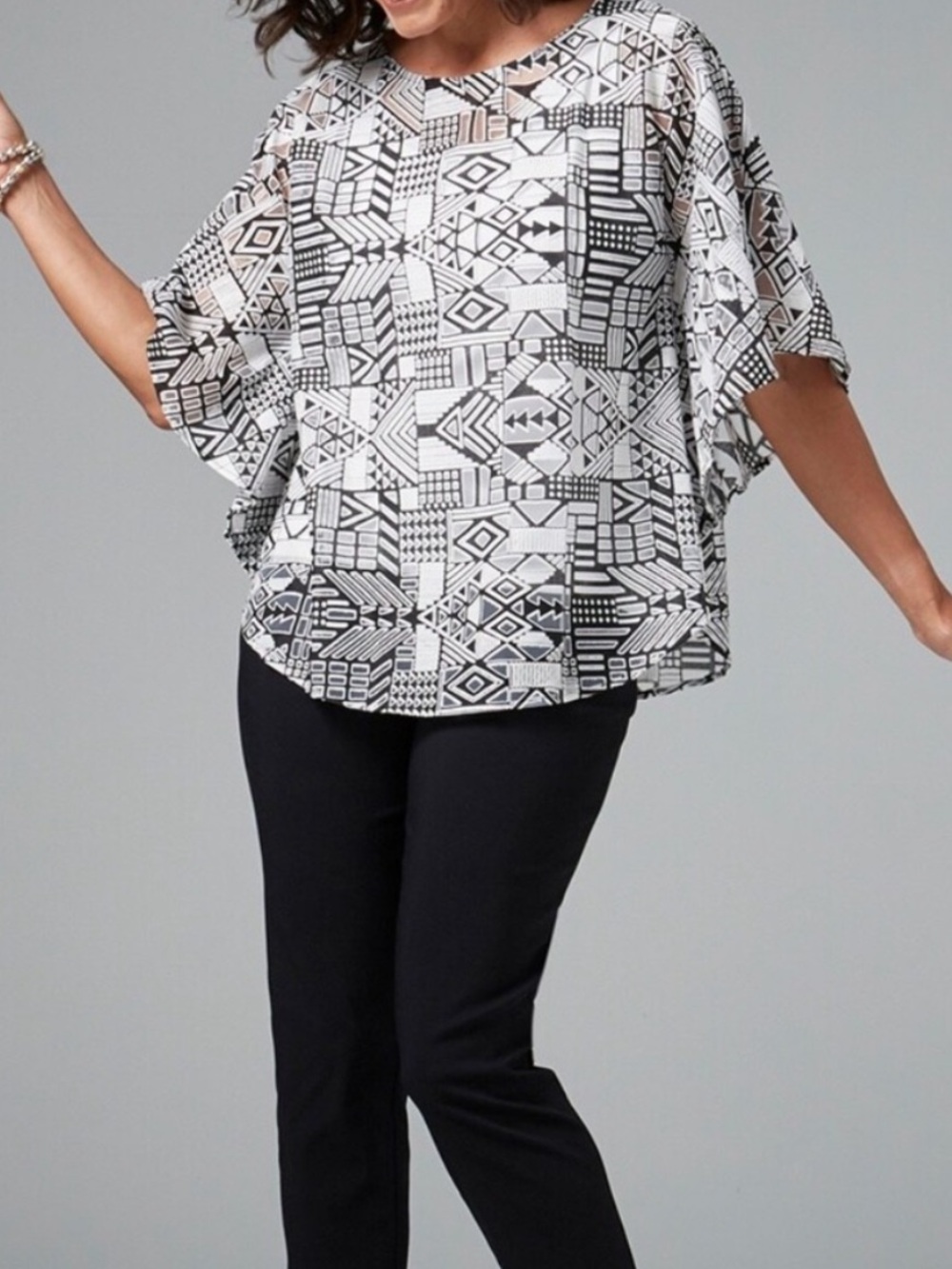 Chico’s Geo Burnout Chianti Crew Poncho Top